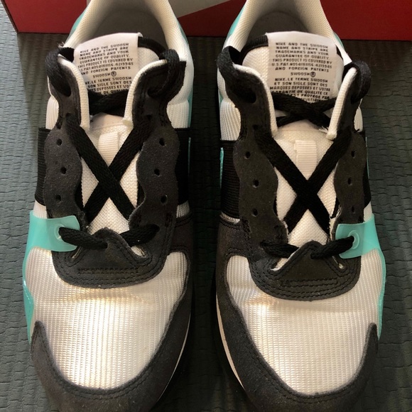 NIKE V-LOVE O.X. Women’s size 7 shoe - Picture 3 of 8